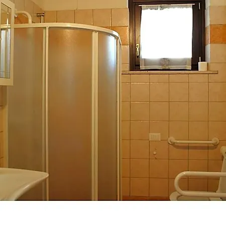Lägenhetshotell Melograno D'oro 4*